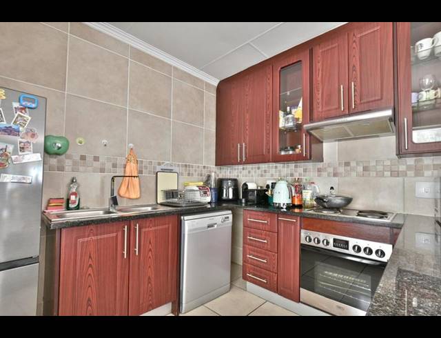 3 BEDROOM HOUSE FOR SALE IN EAGLE CANYON GOLF ESTATE